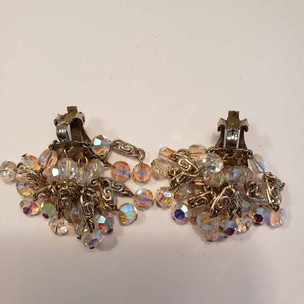 Vintage signed Laguna waterfall clip on earrings